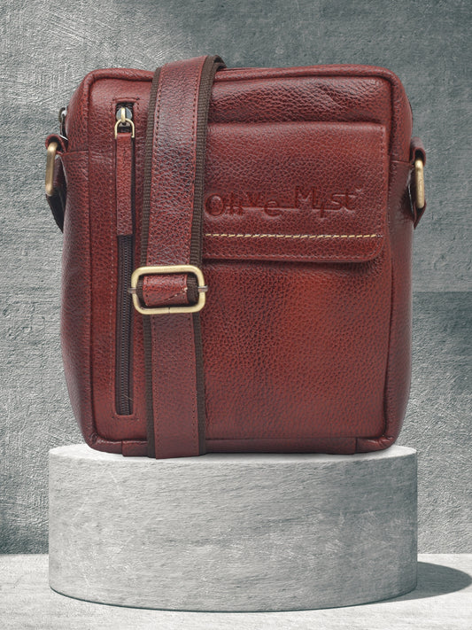 Unisex Leather Messenger Bag (OMMB-034-B-BROWN)
